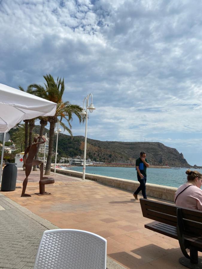Javea Au Port Vue Mer Devant La Plage Grand Appartement Terrasse Clim Et Wifi Bagian luar foto