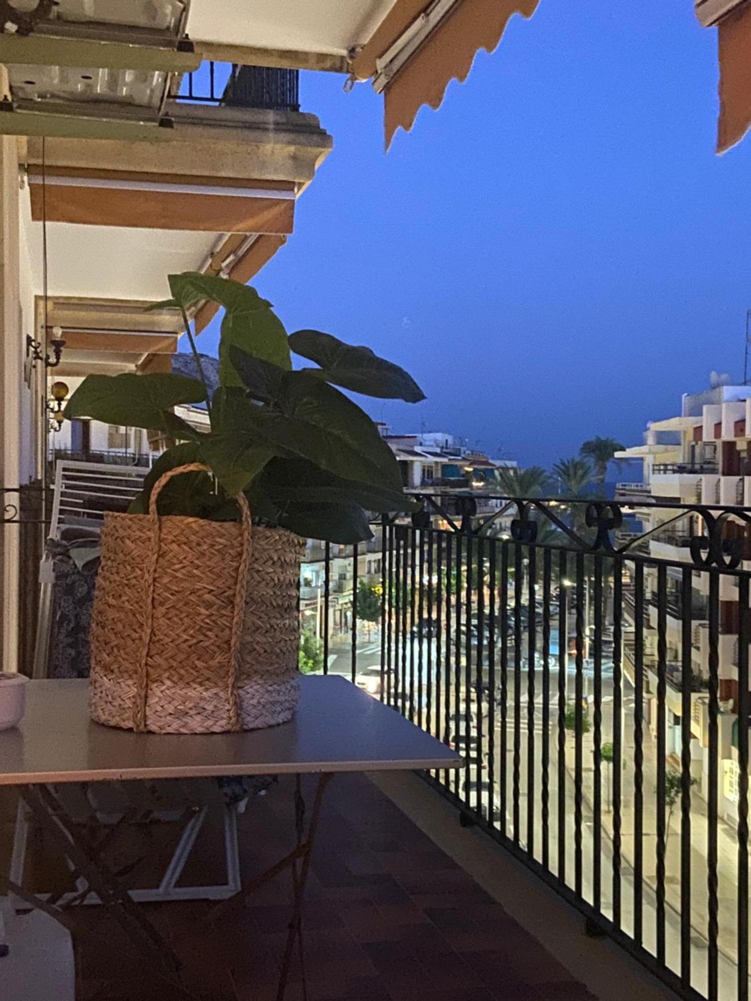 Javea Au Port Vue Mer Devant La Plage Grand Appartement Terrasse Clim Et Wifi Bagian luar foto